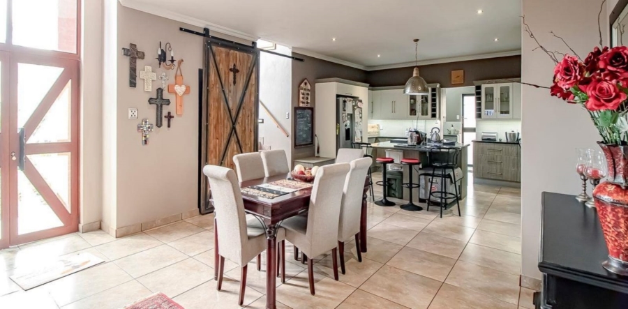 4 Bedroom Property for Sale in Melodie North West